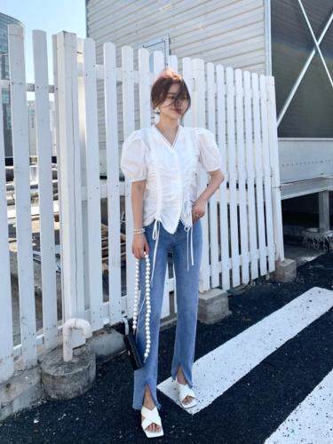 夏季新款韩版蕾丝上衣，女装，邱小姐