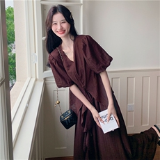 法式时尚气质褶皱v领上衣套装女2025夏季新款显瘦半身长裙两件套，女装套装/套裙，2C118
