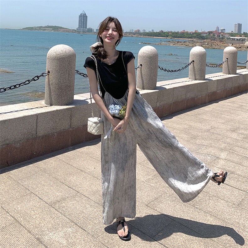 洋气吊带裤套装女夏季2025新款时尚炸街韩系T恤阔腿拖地裤两件套,女装套装/套裙,2C301
