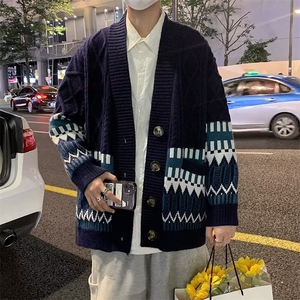 B432P50男装日系复古拼接菱格V领开衫毛衣宽松痞帅潮针织衫外套图片