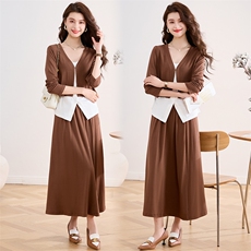 2024年秋季女装新款休闲针织气质半身裙套装三件套，女装套装/套裙，初闻兮