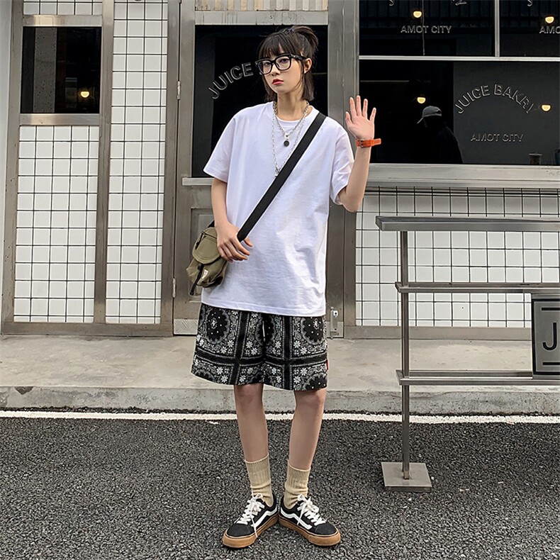 【】A003-HK7179-P35夏装新款复古拼接时尚短裤女模1,男装休闲裤,电商A003