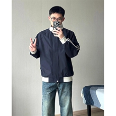 藏青色