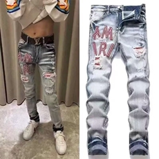 蓝色