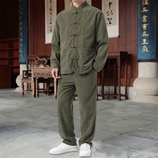 军绿色