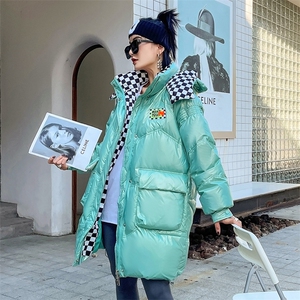 现货2022年冬季新款中长款连帽韩版休闲时尚免洗白鸭绒羽绒服图片