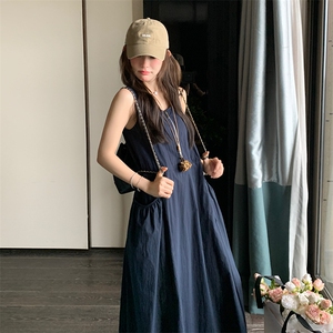 深蓝色圆领无袖连衣裙女2025夏季新款韩系设计感气质显瘦背心长裙图片