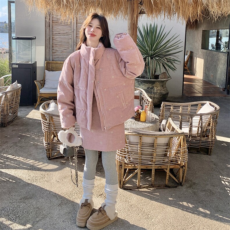 粉色超好看刺绣羽绒服套装女2025年冬季新款减龄保暖半身裙两件套,女装套装/套裙,2C305