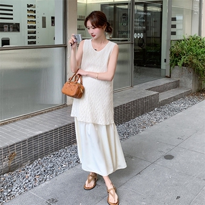 时尚假两件无袖连衣裙女洋气2025夏新款高级感百搭温柔背心裙图片