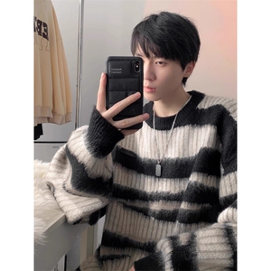 特P35黑白条纹马海毛毛衣男款-610A-MY9118图片