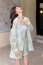 浅绿色提花防晒衫套装女小个子2025夏新款轻薄防晒衬衣短裤两件套，女装套装/套裙，2B237