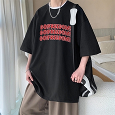 黑色