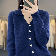 藏蓝色