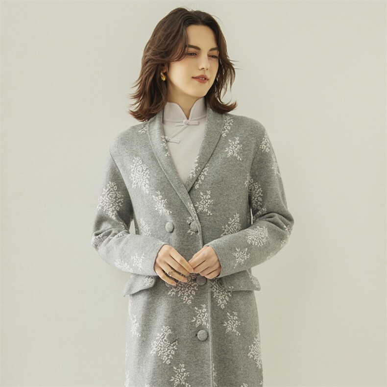 时尚百搭女士羊绒大衣秋冬新款舒适保暖绣花外套高端品质,女装羊绒大衣,戎美山