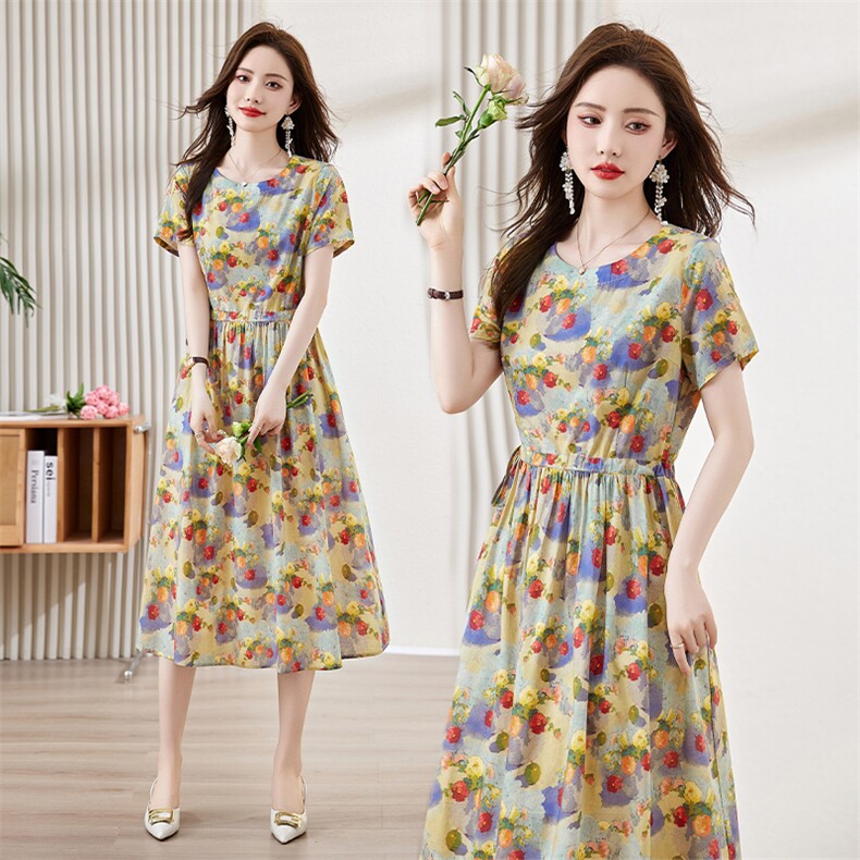 度假风油画彩色碎花连衣裙女2026夏新款洋气减龄披肩吊带裙,女装连衣裙,倪叶myz