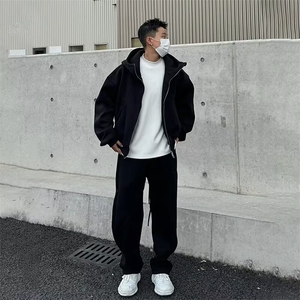 现货运动连帽卫衣外套长裤大码春秋新款韩版时尚宽松显瘦拉链开衫,nike尼龙外套搭配图片
