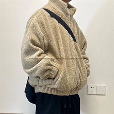 卡其色