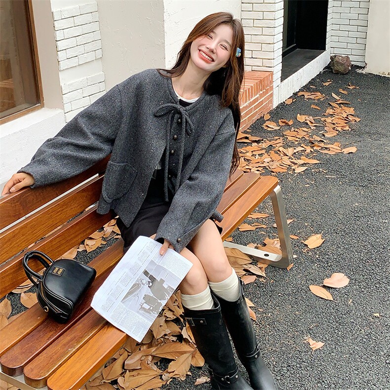高级小众韩版系带圆领亮片毛呢外套女秋冬超火好看加厚短夹克上衣,女装毛呢外套,2C176