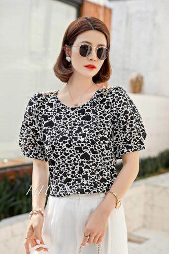 2021年夏季新款韩版女装小衫，女装，红火丹妮