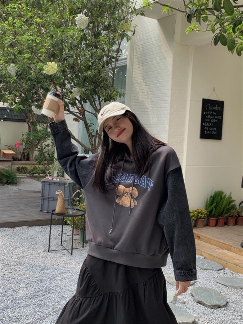 连帽印花卫衣袖子拼接牛仔，女装卫衣/绒衫，里奈(1F)