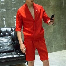 红色