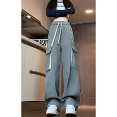 灰色