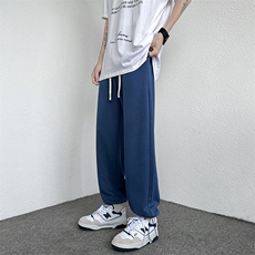 蓝色