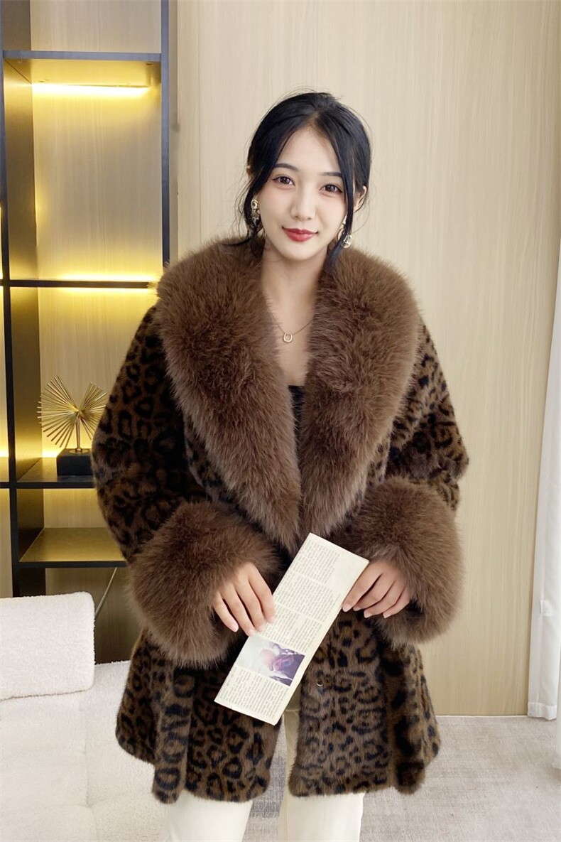 奢华豹纹金貂绒外套女士冬季保暖时尚大衣高端品质柔软舒适,女装毛呢外套,雪菲羊绒