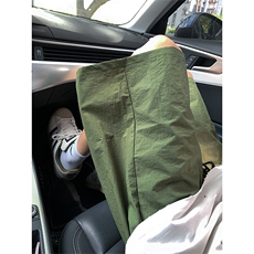 军绿色