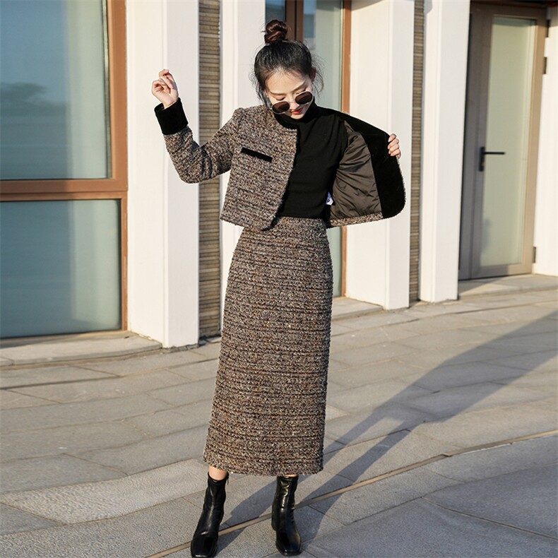 小香风羽绒服套装女秋冬2024新款粗花呢短外套半身长裙两件套,女装套装/套裙,曼娅璐