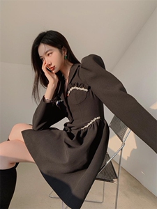 春季新款 镶钻小黑裙图片