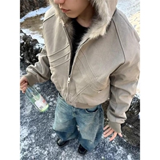 灰色