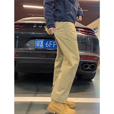 卡其色