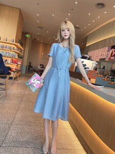 新款连衣裙，女装连衣裙，时尚名门