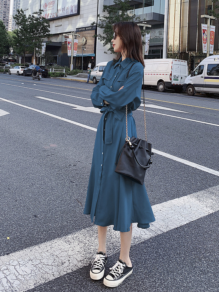 红色连衣裙女2021早春装新款韩版收腰鱼尾衬衫裙法式复古轻熟气质，女装连衣裙，柒柒家