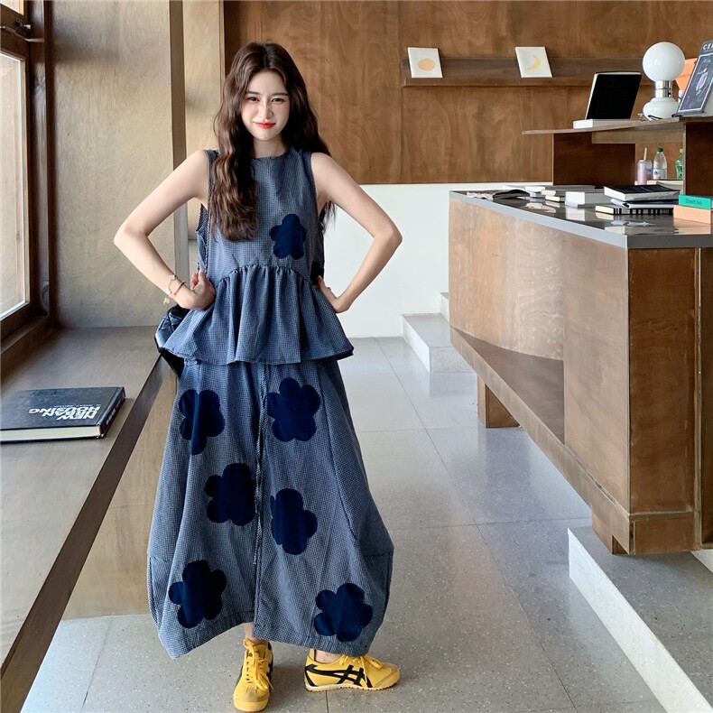 灰色慵懒风花朵无袖背心套装女2025夏季新款韩系显瘦阔腿裤两件套,女装套装/套裙,2C283