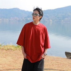 红色