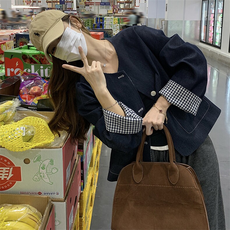 现货~~！！主推流行元素两面穿牛仔外套P135188,女装短外套,2C262