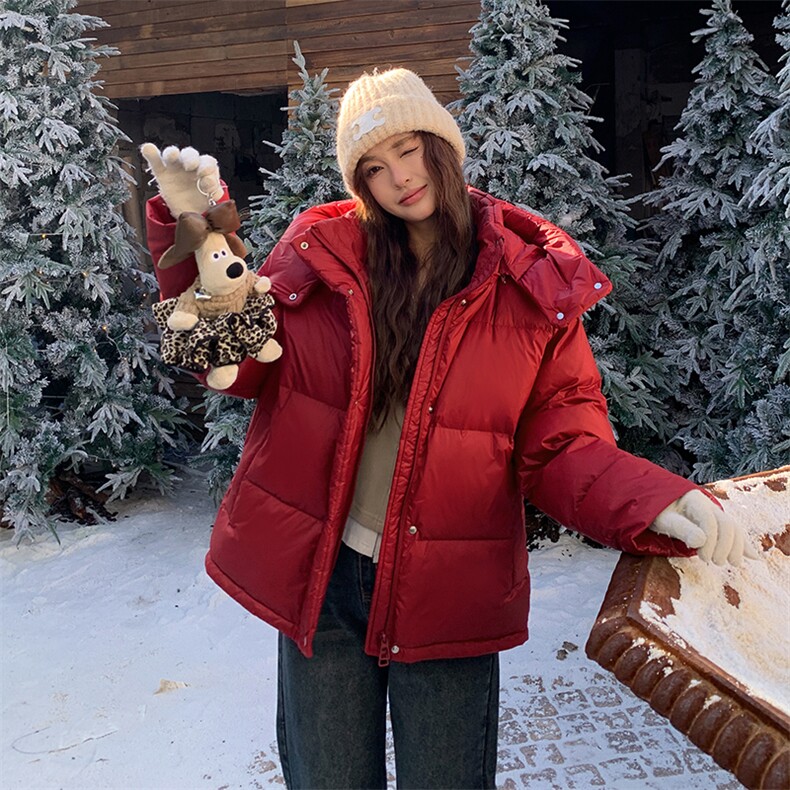 红色休闲连帽短款羽绒服女2024冬新款韩系时尚加厚保暖白鸭绒外套，女装羽绒服，蝶眷