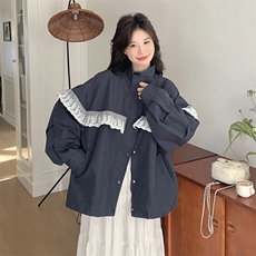 藏青色韩版宽松蕾丝拼接冲锋衣女春秋新款小个子休闲减龄短外套，女装短外套，2C203
