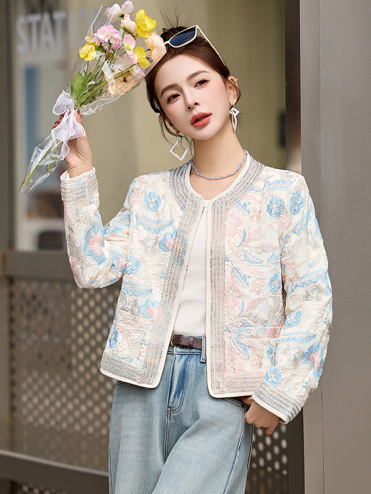 2026年开春季新款重工高级感蓝色刺绣提花新中式短款小外套女,女装短外套,艾仟回(原伊仟回)