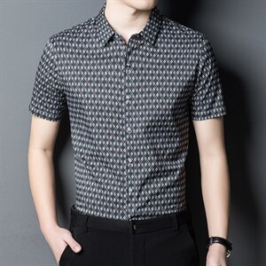短袖衬衫男装2023夏季新款中年男装休闲衬衫男士潮流休闲百搭衬衣图片