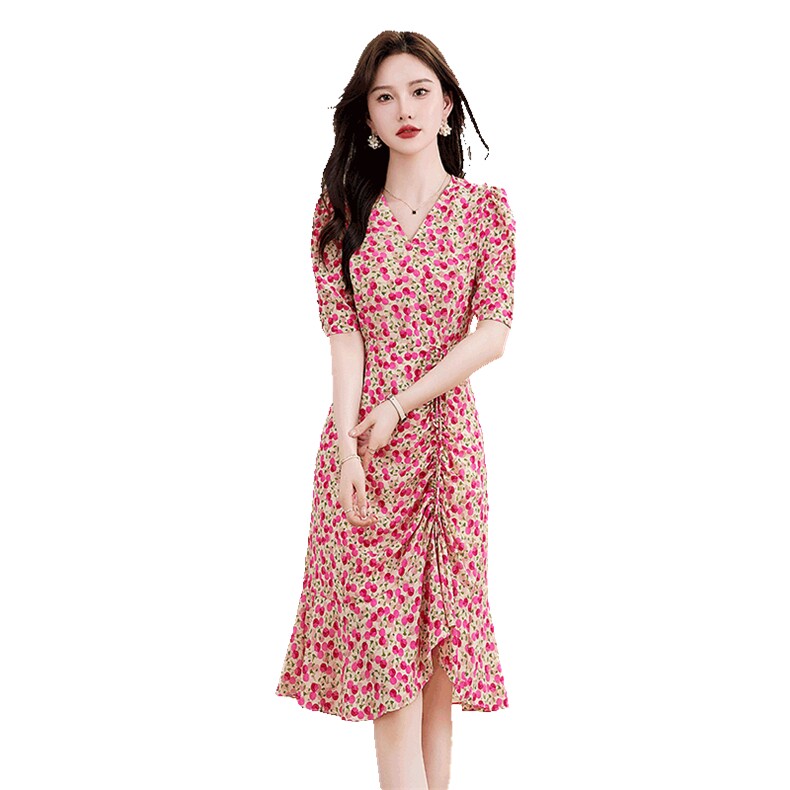 系带印花连衣裙女2025新款夏季碎花裙温柔气质度假裙子,女装连衣裙,自然秀