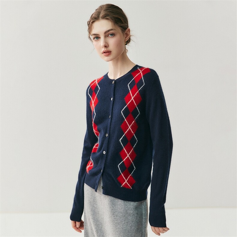 中古风感老钱风轻奢baby山羊绒针织开衫女圆领修身毛衣外套，女装羊绒衫，绒创羊绒