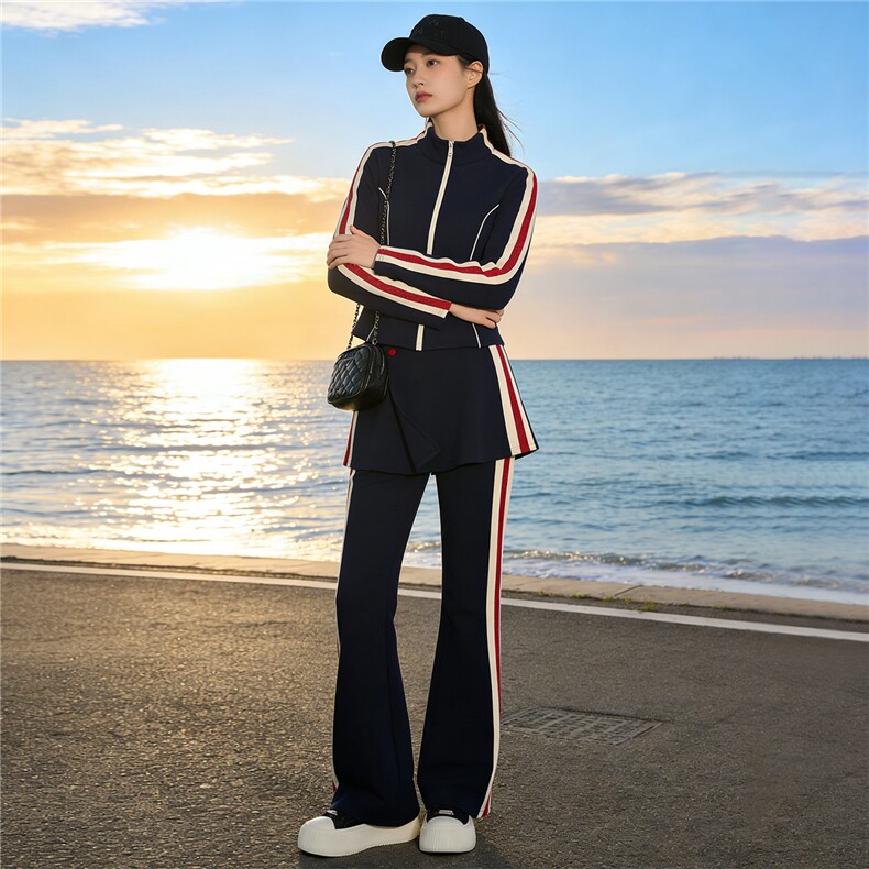 小个子穿搭时尚套装女春季新款条纹拼接开衫外套屁帘微喇裤三件套,女装套装/套裙,江南