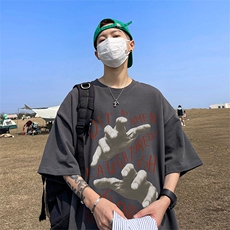 深灰色