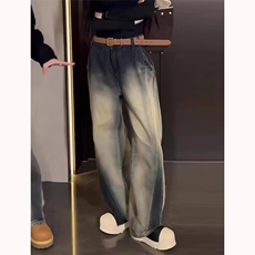 黄泥色