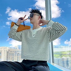 白色