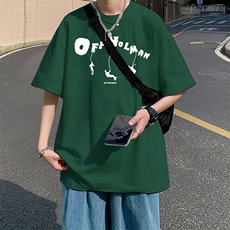 墨绿色