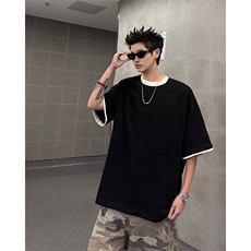 黑色